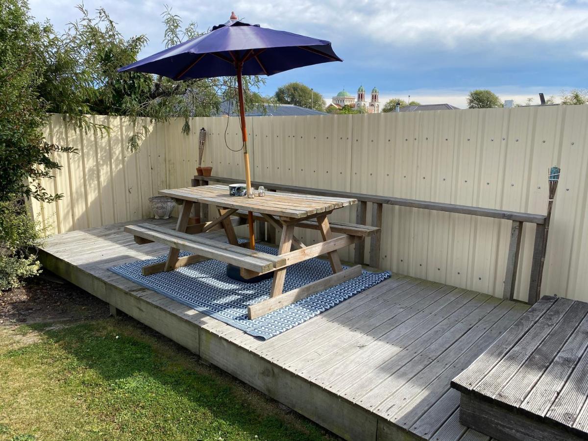 Wee Blue Bnb- Central Cosy Villa Timaru Exterior foto
